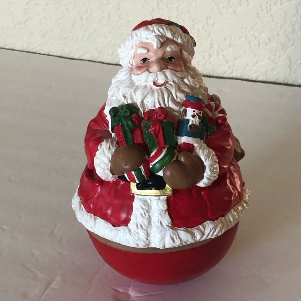 San Francisco Music Box Roly Poly Santa Play Santa Clause Coming to Town Rotates